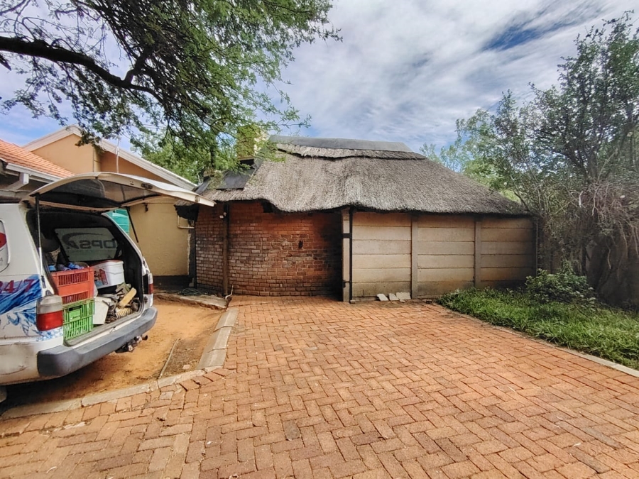 8 Bedroom Property for Sale in Universitas Free State